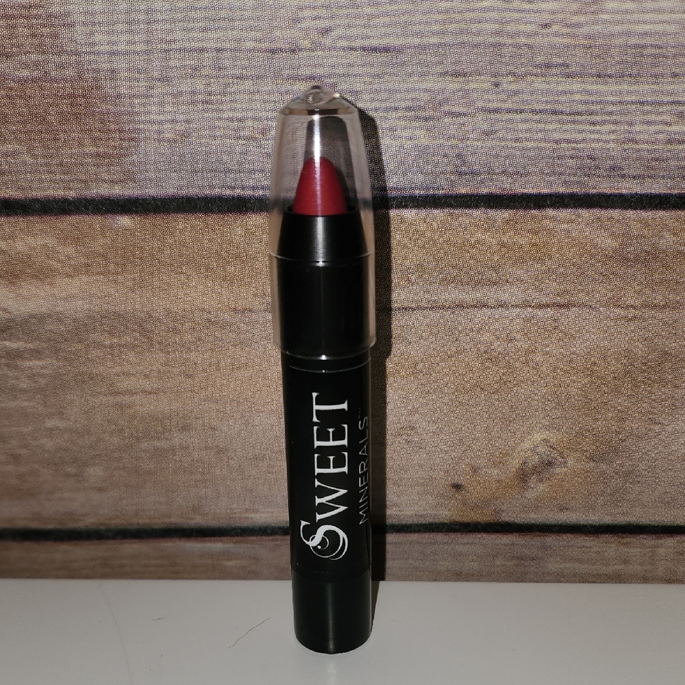Sweet Minerals Date Nite Lip Crayon